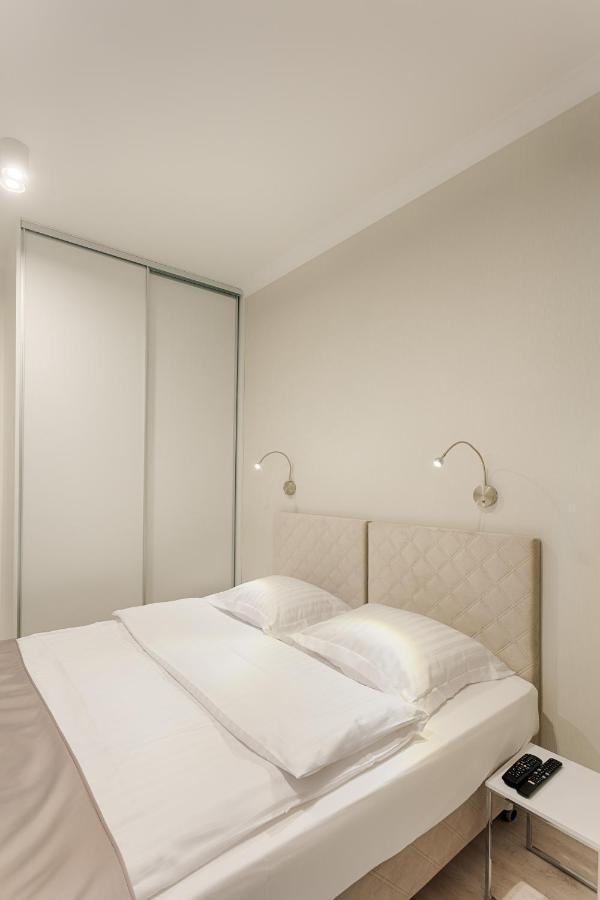 Апартаменти Mennica Luxury Location
