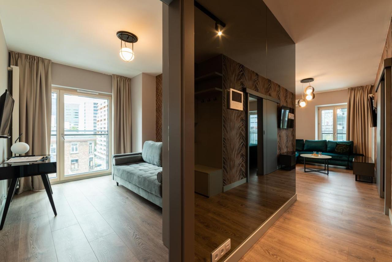 Mennica Luxury Location Апартаменти