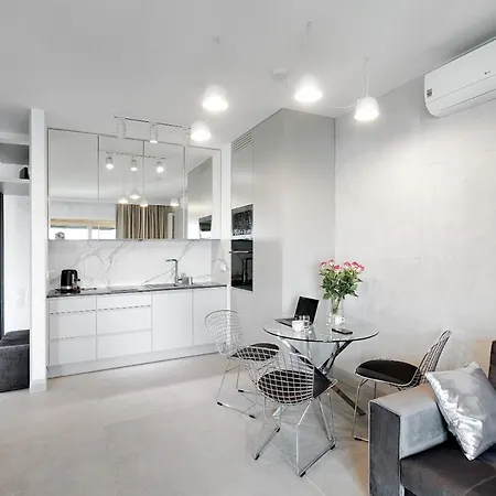 Mennica Residence Luxury Location Warsaw Exterior photo