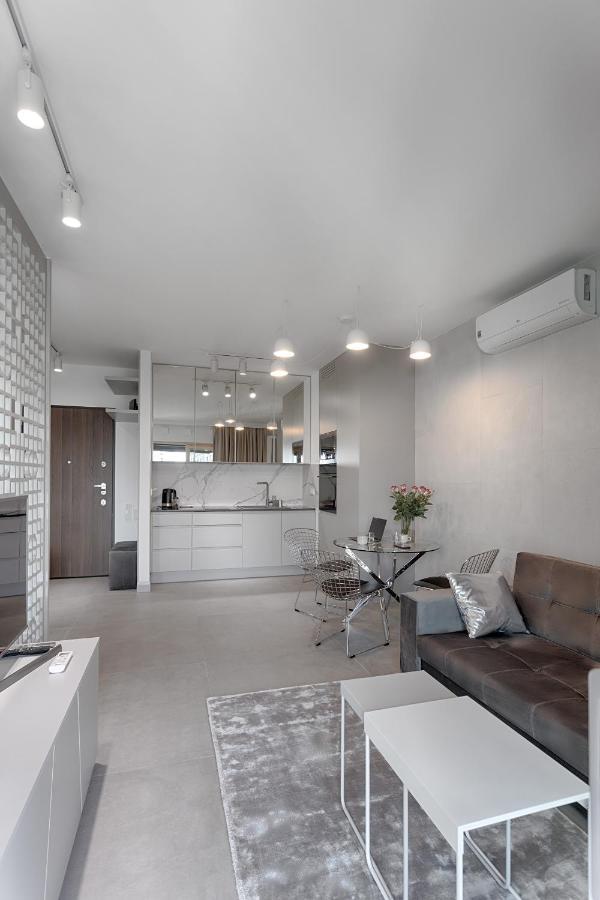 Mennica Luxury Location Apartment Warsaw